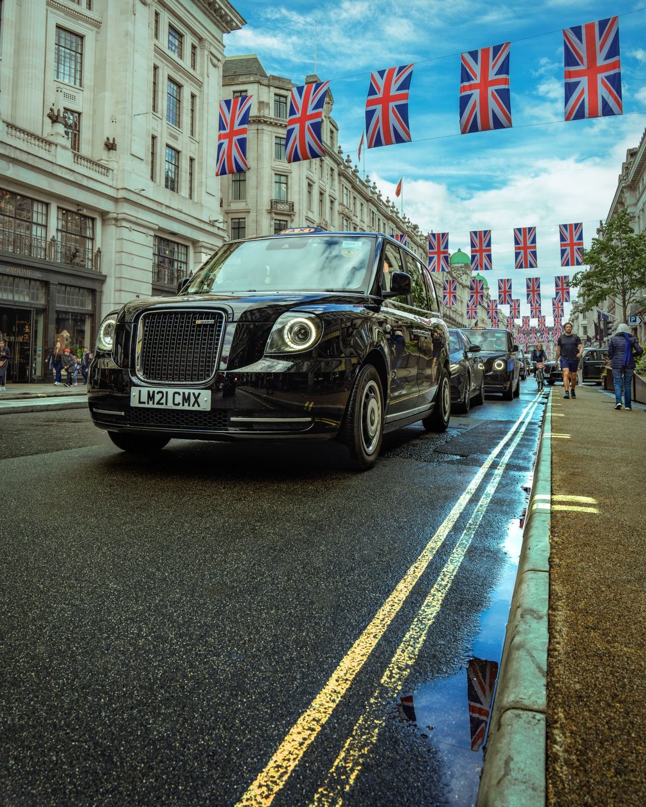Black London taxi